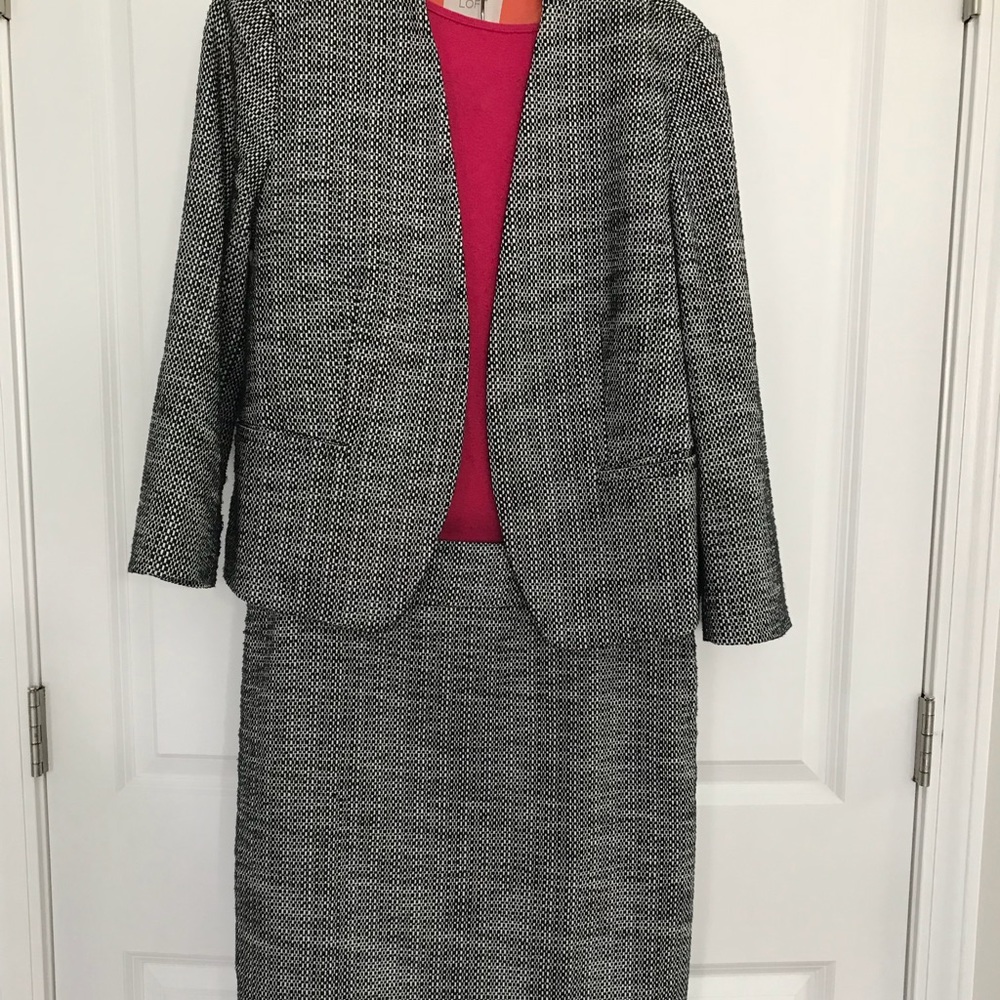 Loft Skirt Suit set